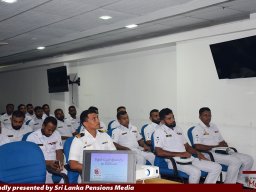 Sri Lanka Navy Officers Visit the Department of Pensions